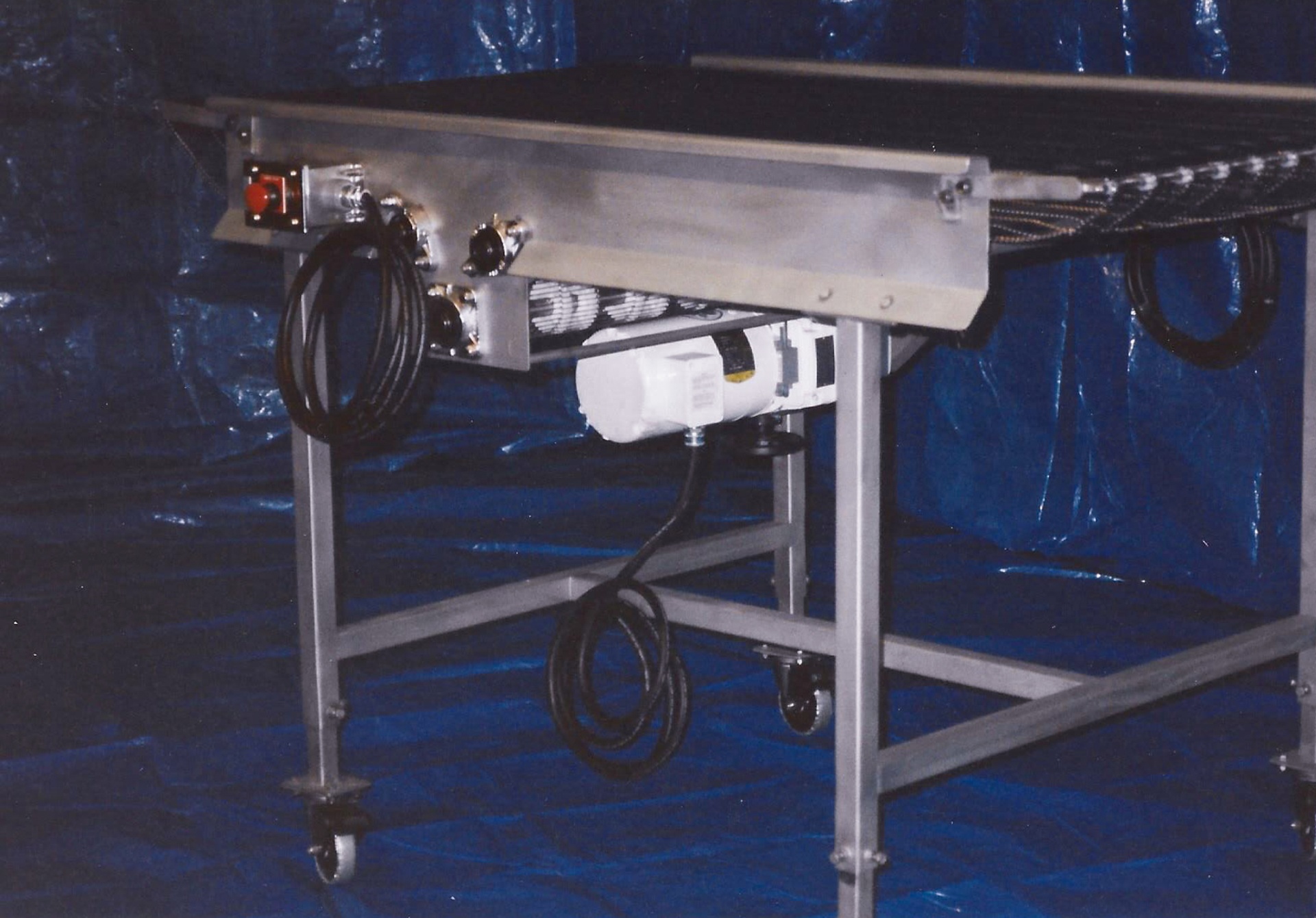 Drive-end assembly — direct-drive geared motor